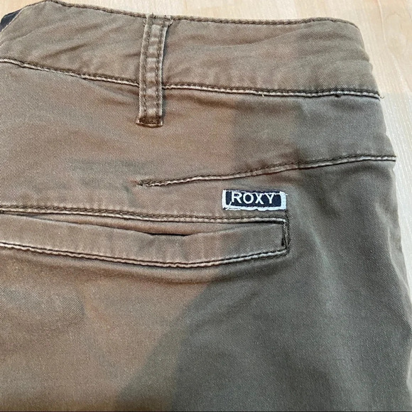 Roxy‎ Pleated  Chino Trousers - Picture 5 of 8